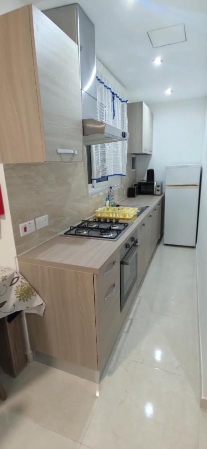 One Bed Room Apartment With Terrace Марсаскала Екстер'єр фото