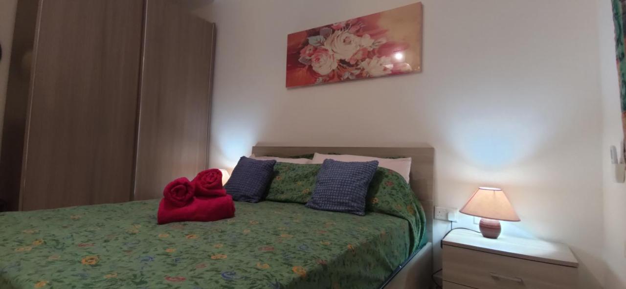 One Bed Room Apartment With Terrace Марсаскала Екстер'єр фото