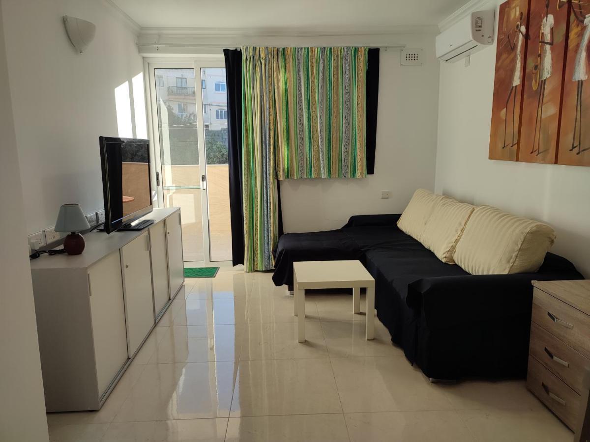One Bed Room Apartment With Terrace Марсаскала Екстер'єр фото